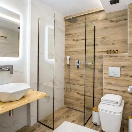 Mpl & Maisonettes מלון דירות *