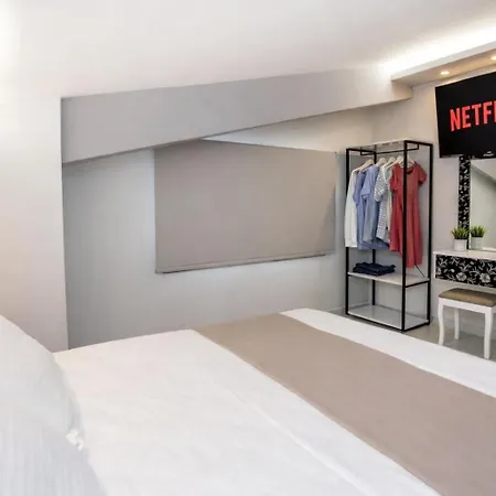 Mpl & Maisonettes מלון דירות *